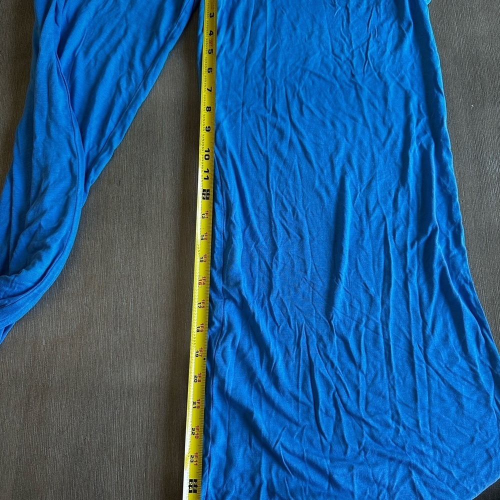 Lascana Tie-Shoulder Wide Leg Smocked Waist Casual Jumpsuit US Size 6 nwt - Picture 9 of 9